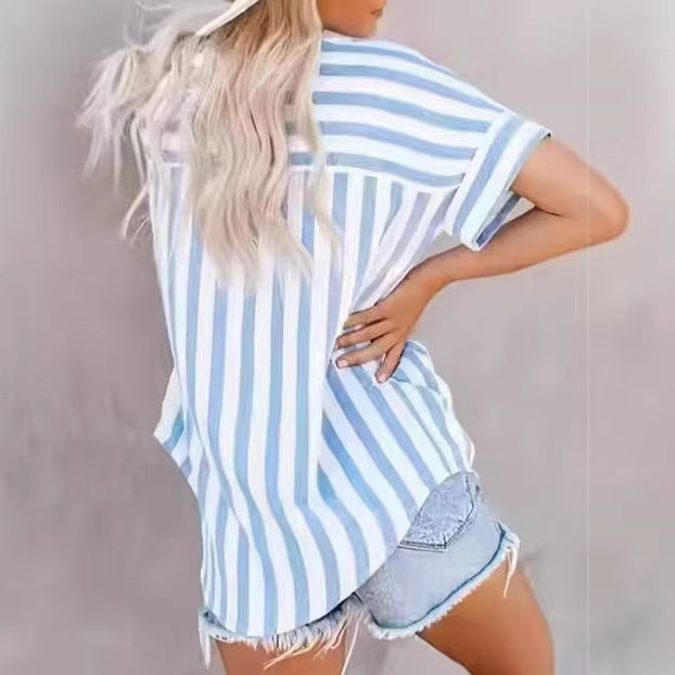 Gestreiftes Damen-Shirt im Cardigan-Stil
