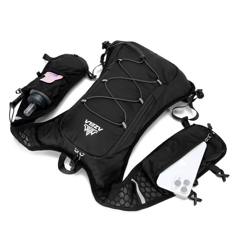 Outdoor-Rucksack mit Wasserschutz