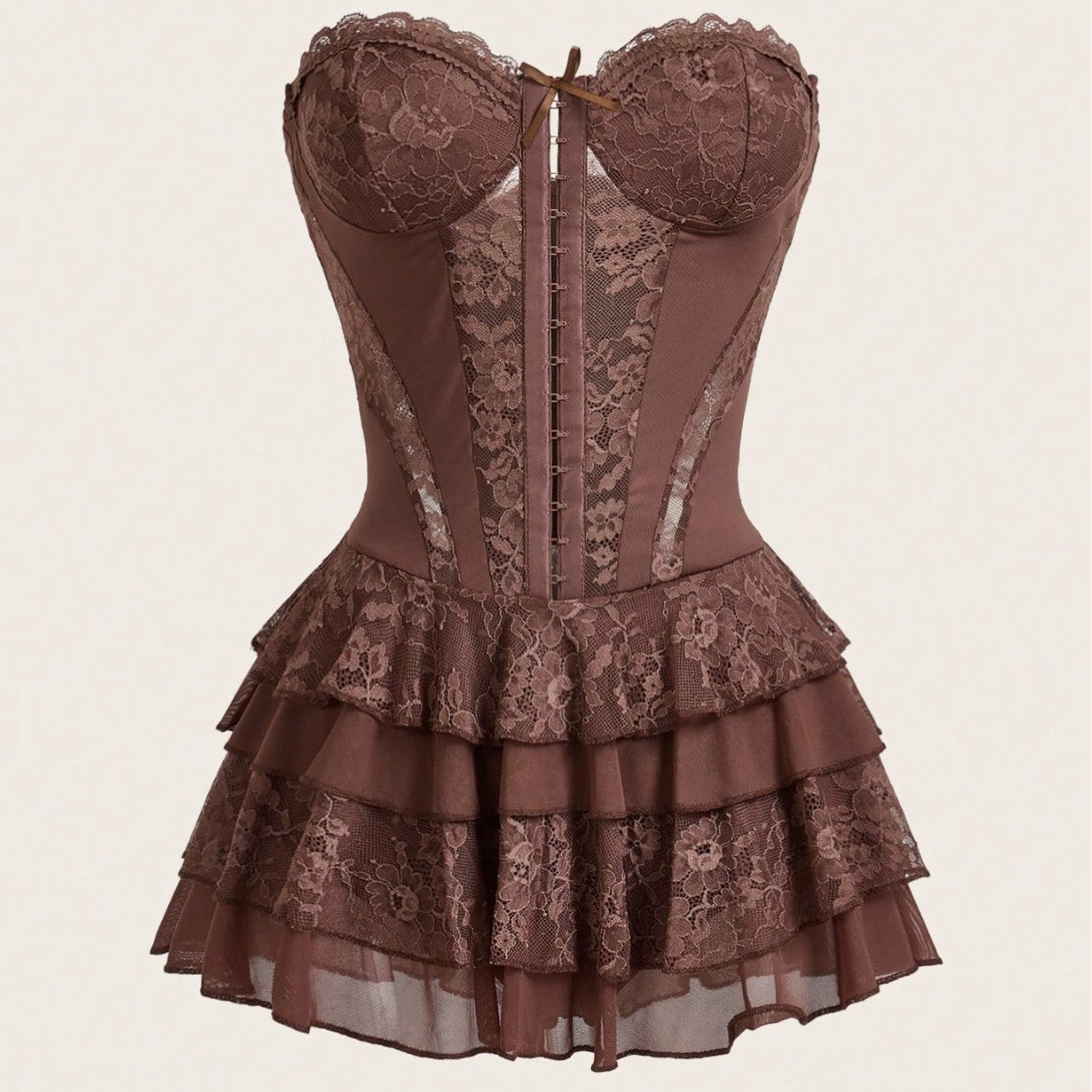 Figurbetontes Trägerloses Slip-Kleid aus Spitze