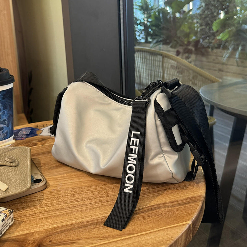 Kleine wasserdichte Messenger-Tasche aus Oxford-Stoff – Bild 2 | LuxeStyle