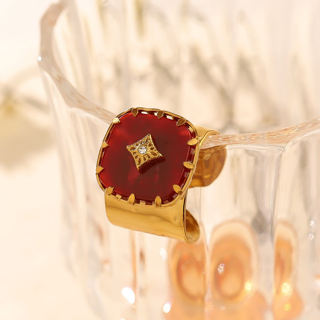 Gold-plattierte Ring