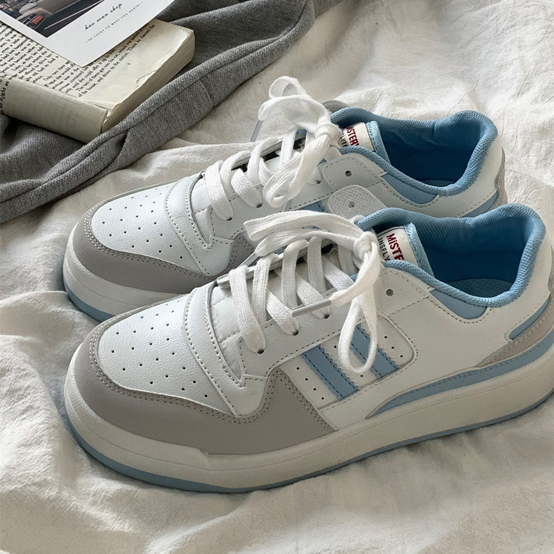 Modische Freizeitschuhe mit leichter Erhöhung