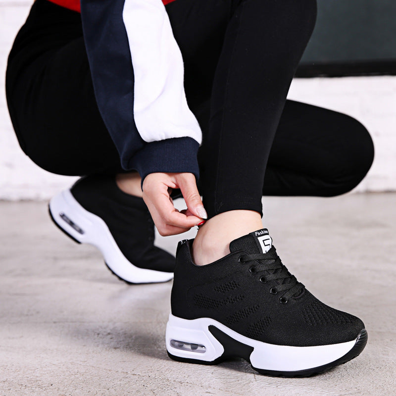 Atmungsaktive Sportschuhe mit erhöhter Sohle – Bild 6 | LuxeStyle