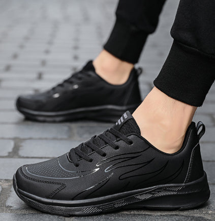 Wasserdichte Herren-Sneaker aus schwarzem Leder – Bild 8 | LuxeStyle