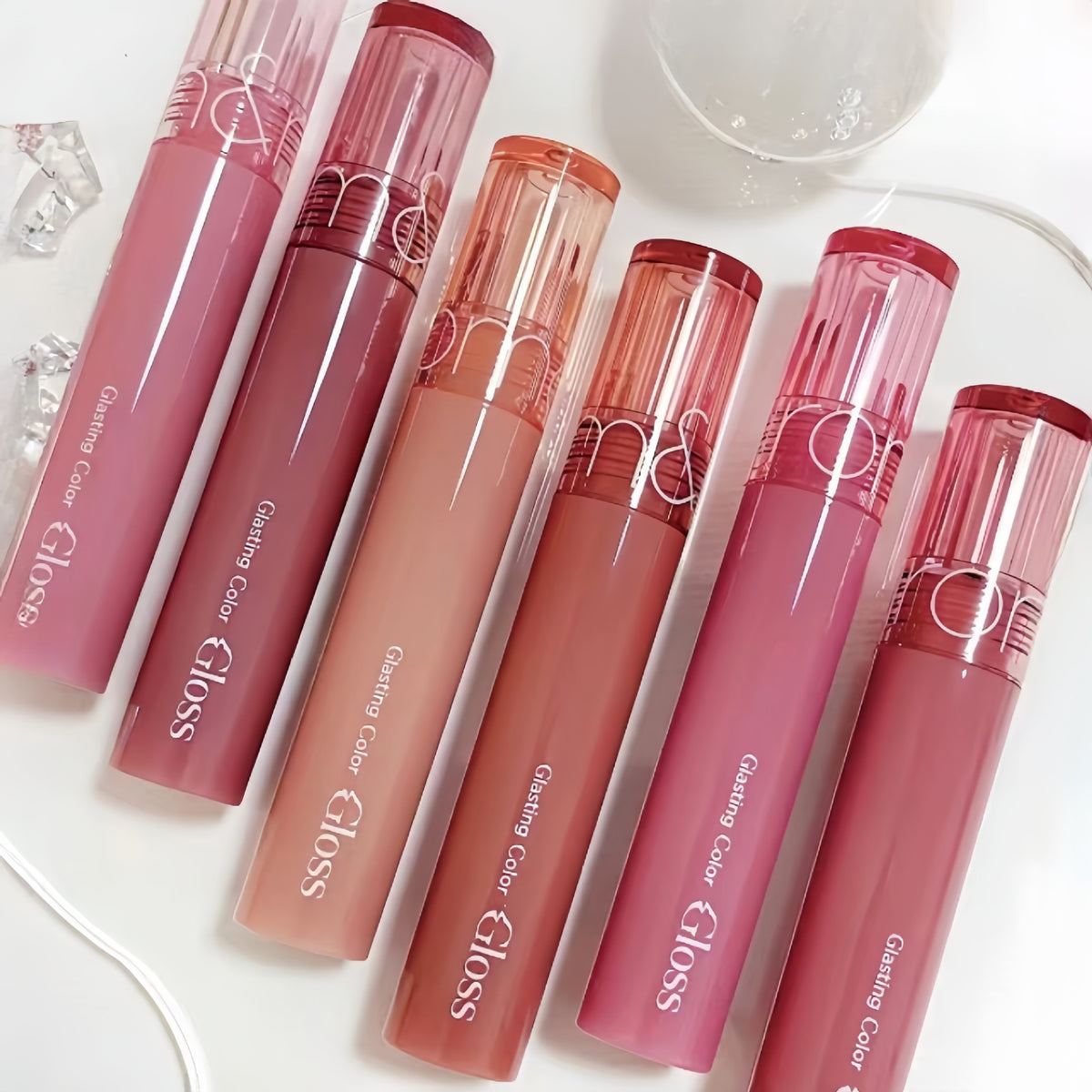 Wasserglanz-Lippenstift – Bild 3 | LuxeStyle