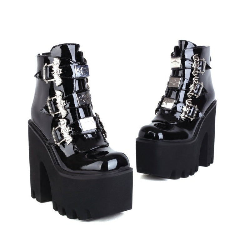 Elegante Low-Cut Lederboots mit Blockabsatz