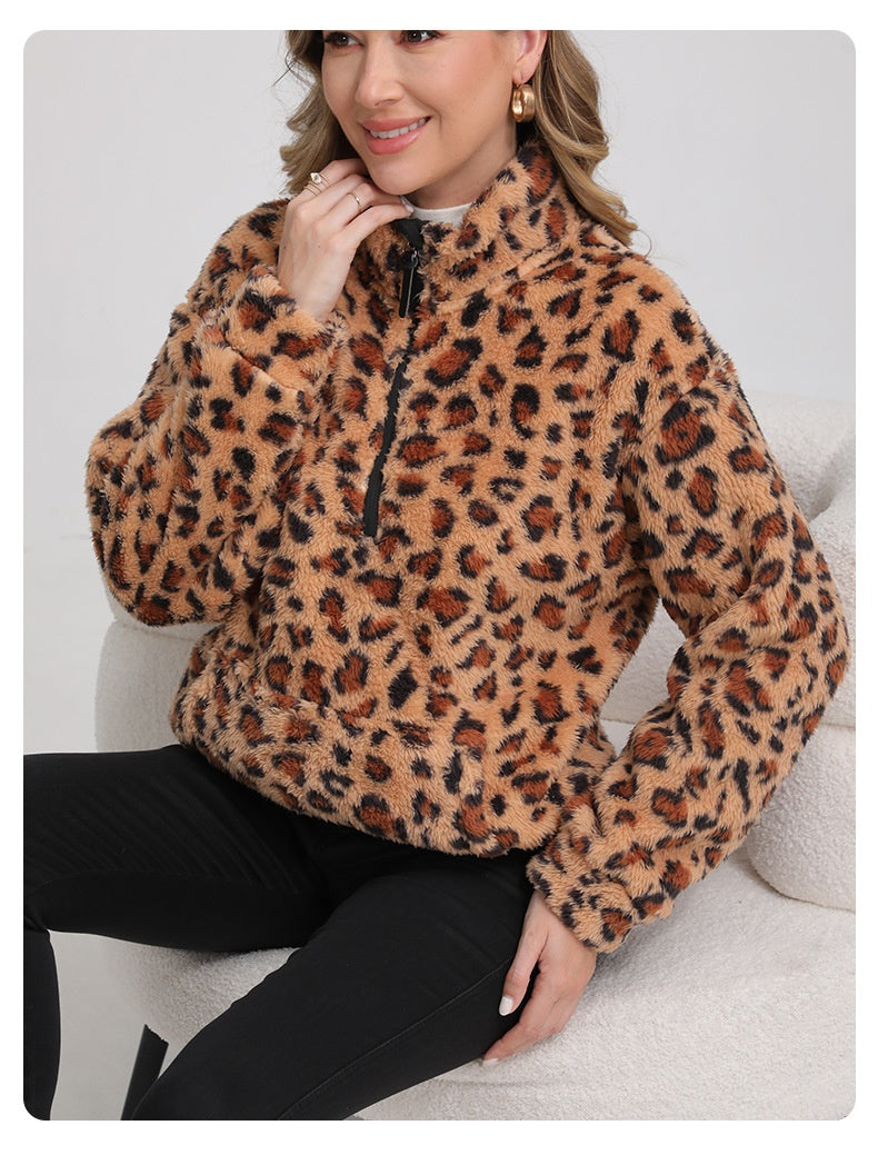 Fleece-Hoodie mit Leo-Print aus Lammfell-Imitat