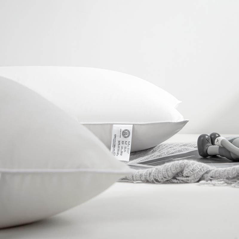 Baumwollkissen mit Daunen-Samtfüllung – Bild 4 | LuxeStyle