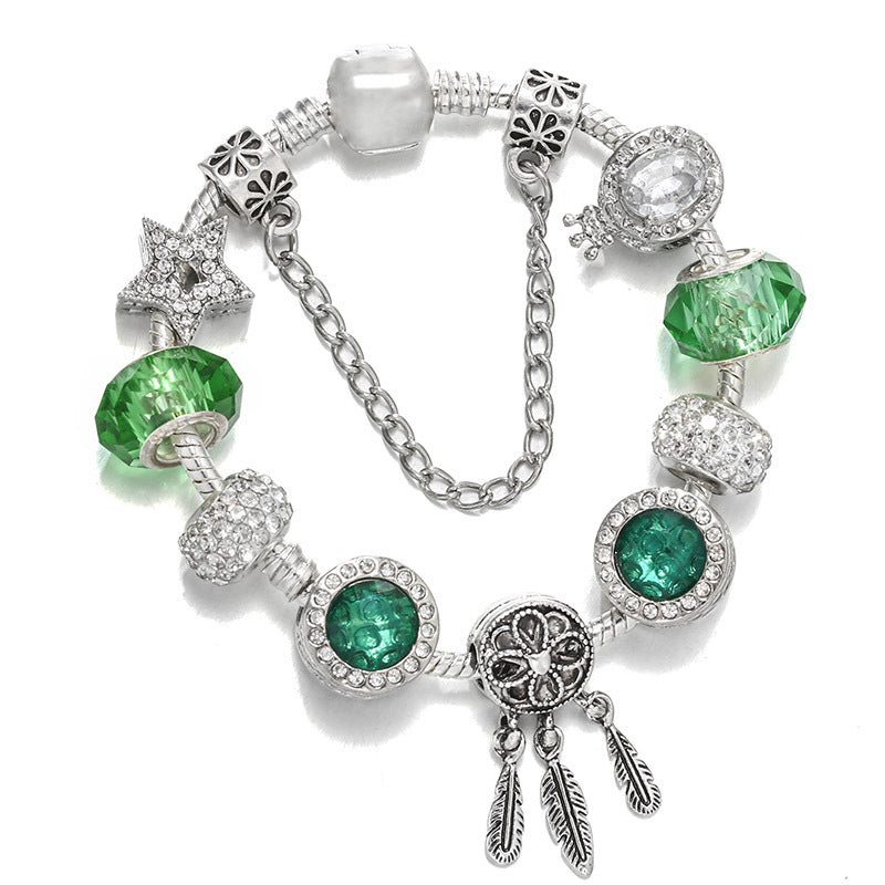 Armband mit Stern- und Mondanhänger – Bild 2 | LuxeStyle