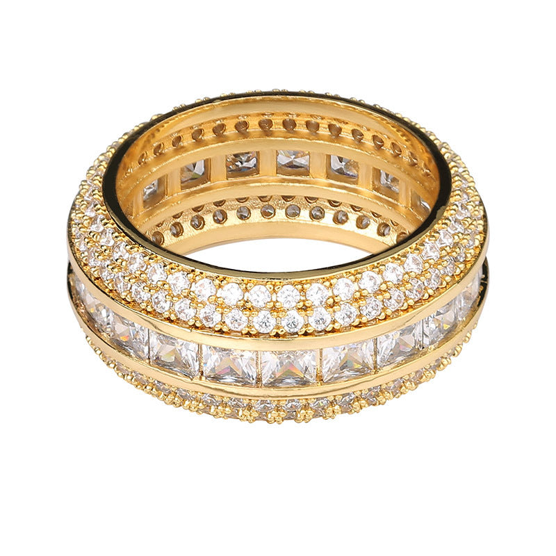 Vergoldeter Ring mit Zirkonia-Steinen – Bild 2 | LuxeStyle