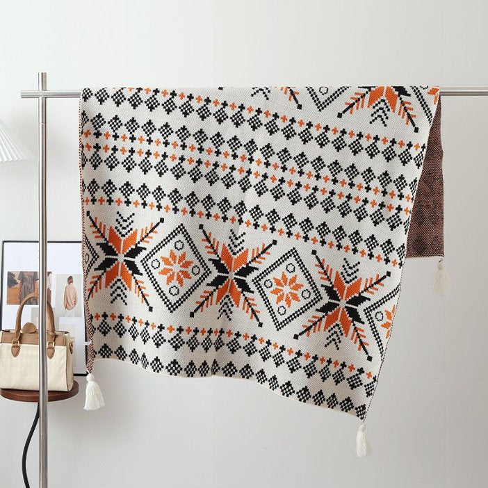Ethno Strick-Poncho mit Quasten