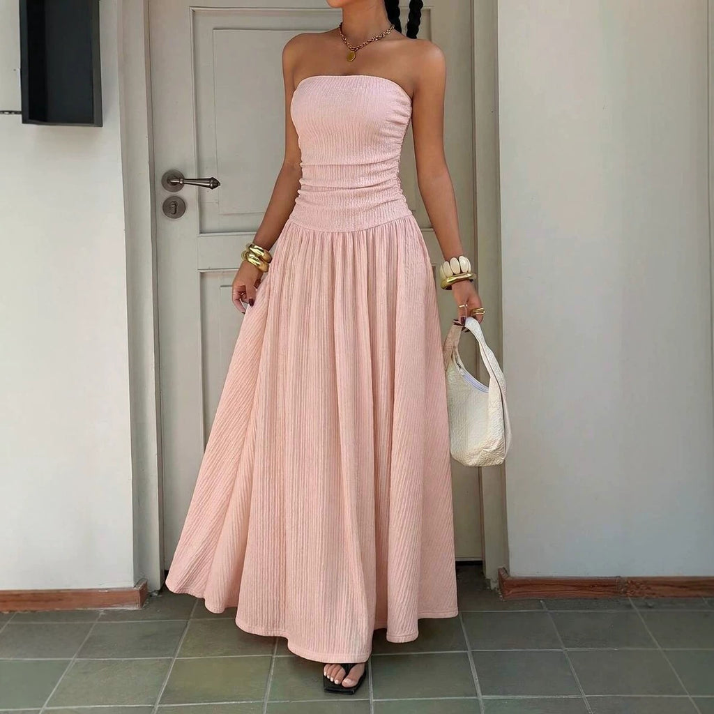 Elegantes trägerloses A-Linien-Kleid