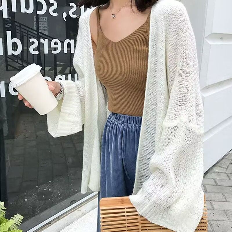 Dünner Strick-Cardigan mit Bischofsärmeln – Ansicht 2