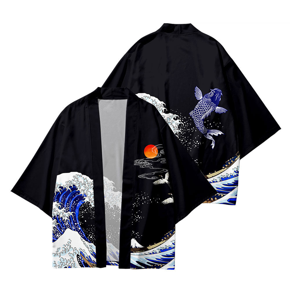 Karpfen-Print-Shirt mit Federcape