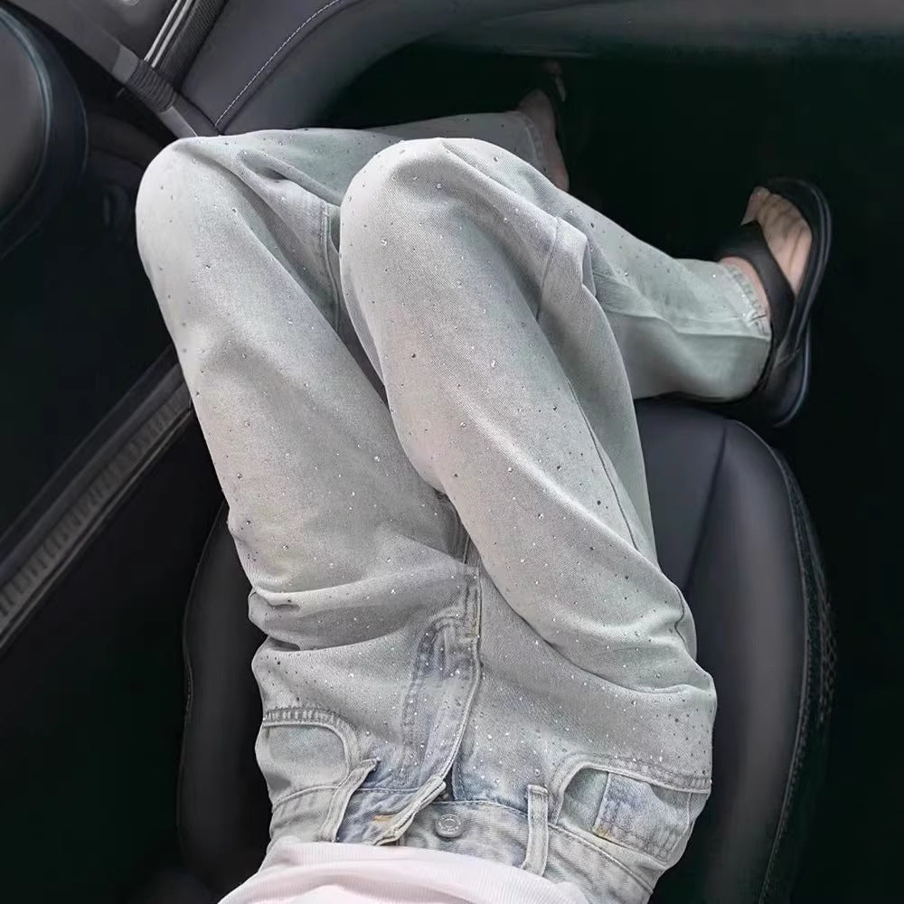 Hellblaue High-Waist Jeans mit Strass