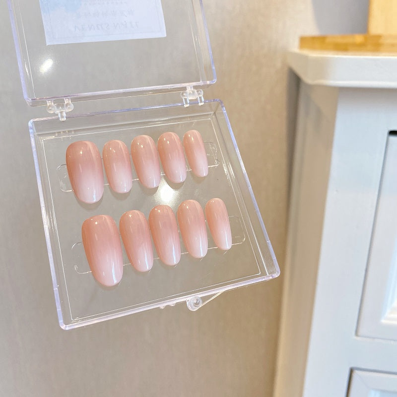 Handgemachte, wiederverwendbare Nagel-Patches – Bild 6 | LuxeStyle