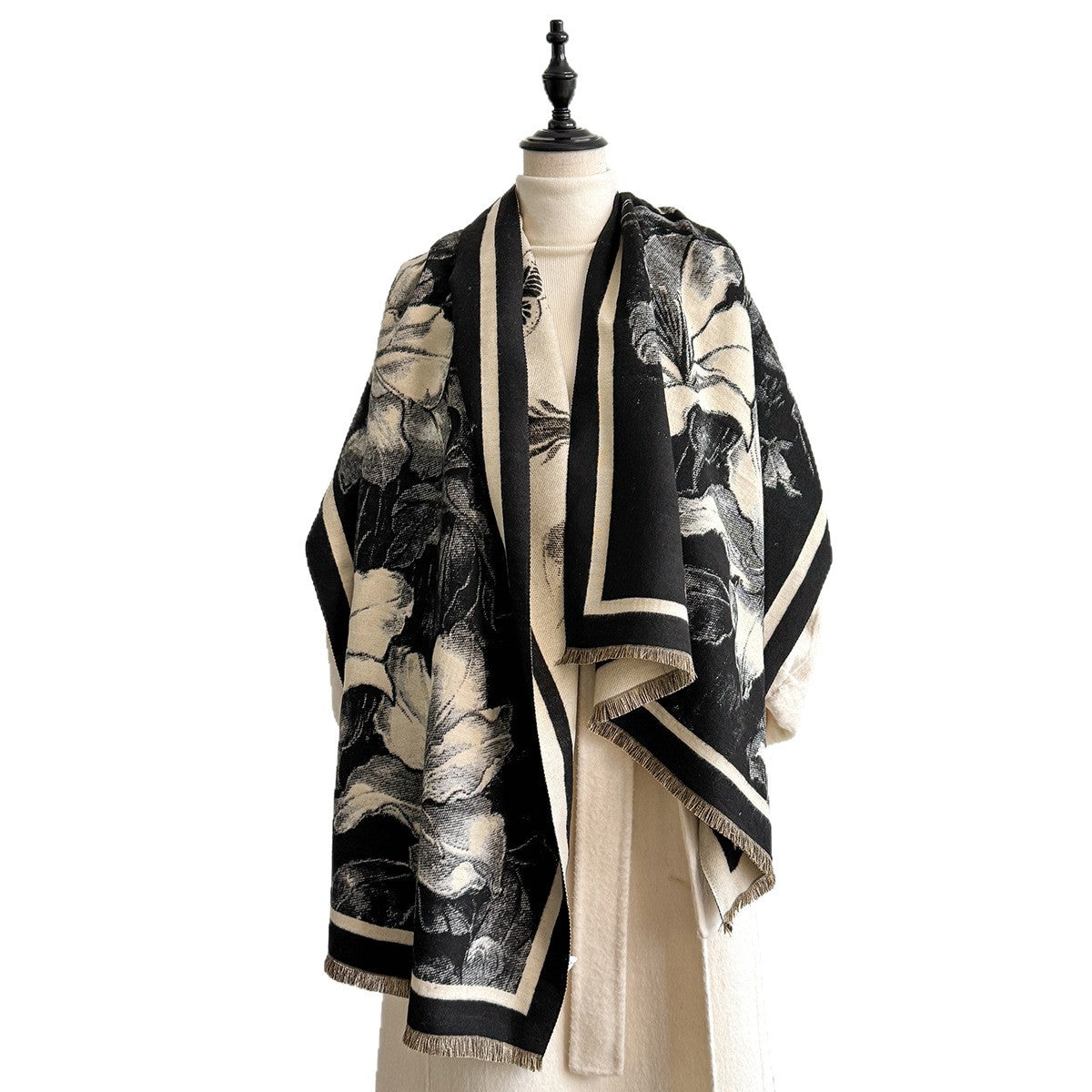 Eleganter Schal aus Faux-Kaschmir – Bild 11 | LuxeStyle