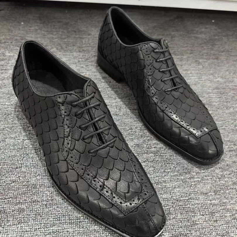 Business-Lederschuhe im Drachenschuppen-Muster
