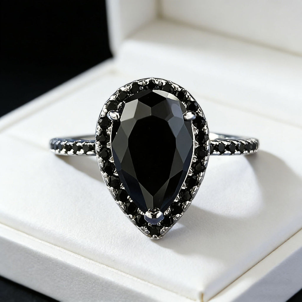 Birnenförmiger Zirkon-Ring – Bild 4 | LuxeStyle