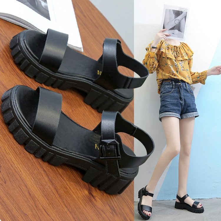 Sommer-Sandalen mit flachem Absatz – Bild 4 | LuxeStyle