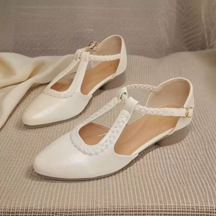 Spitze Leder-Sandalen mit Kreuzriemen – Bild 3 | LuxeStyle