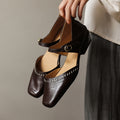 Handgefertigte Mary Jane Flats aus Leder