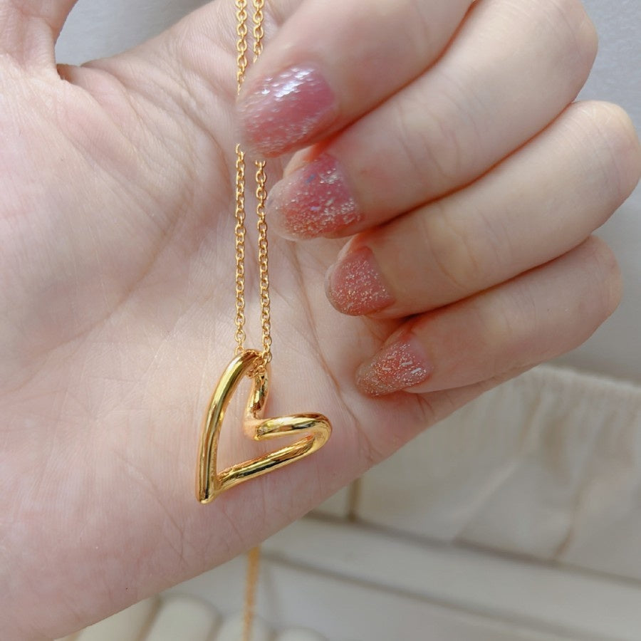 Herzförmige Halskette & Armband – Bild 3 | LuxeStyle