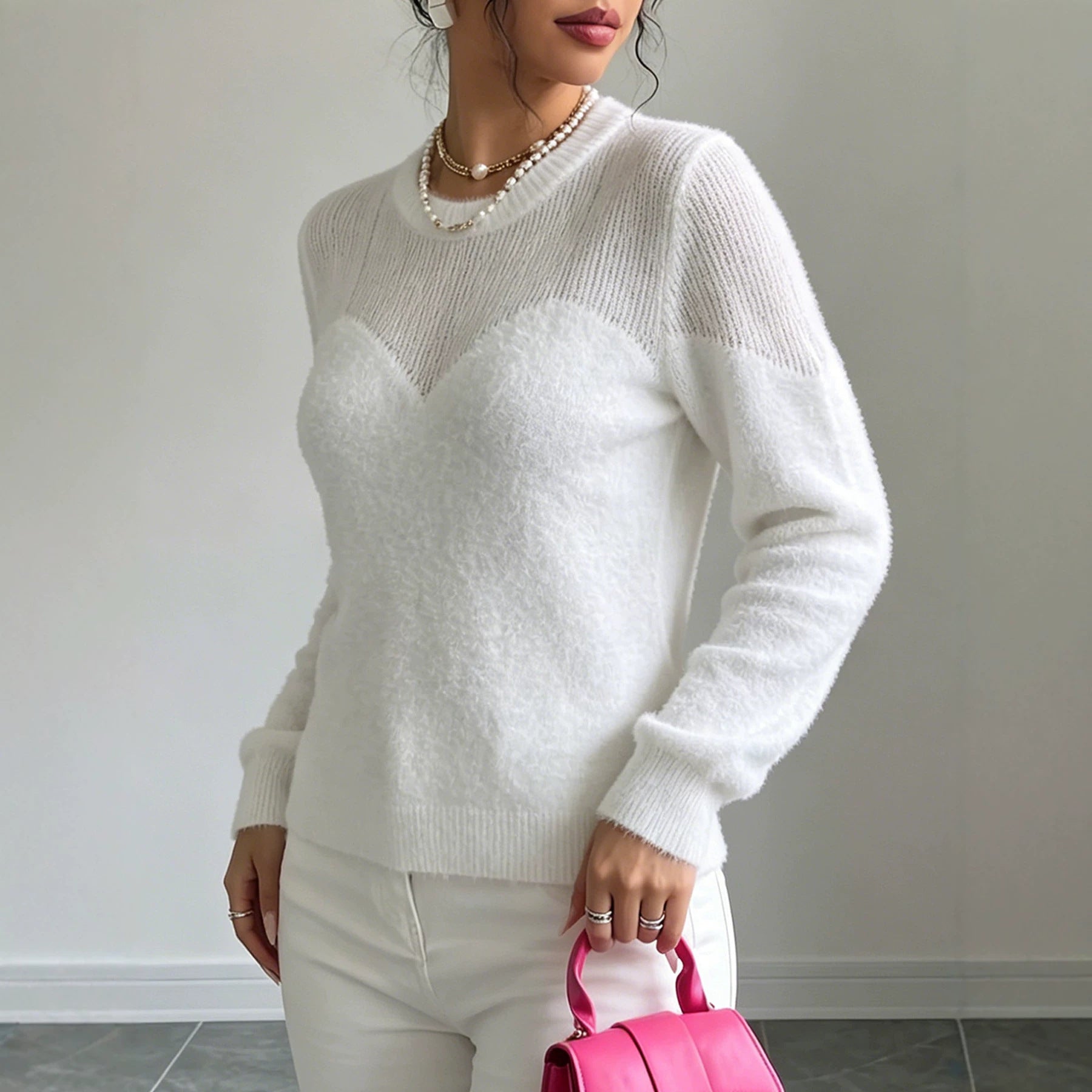 Weisser Pullover