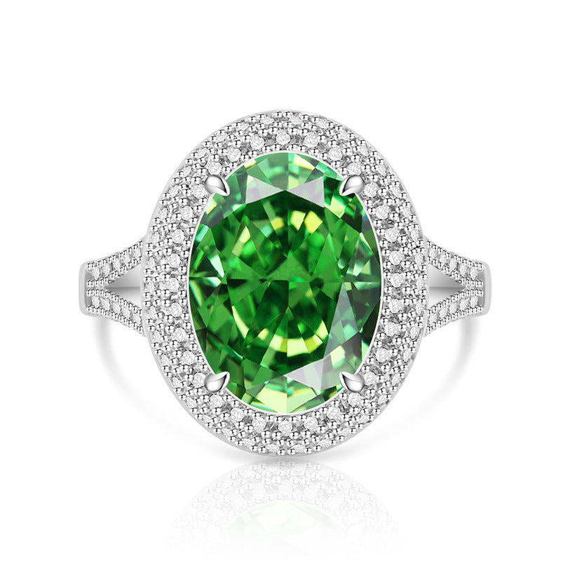 Verstellbarer Ring mit schimmerndem Zirkonia