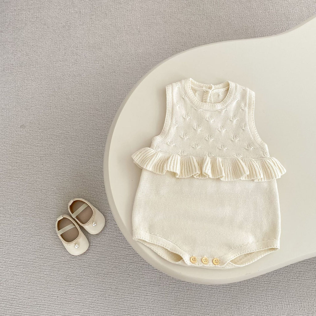 Baby Strampler mit Rüschen – ärmellos – Bild 2 | LuxeStyle