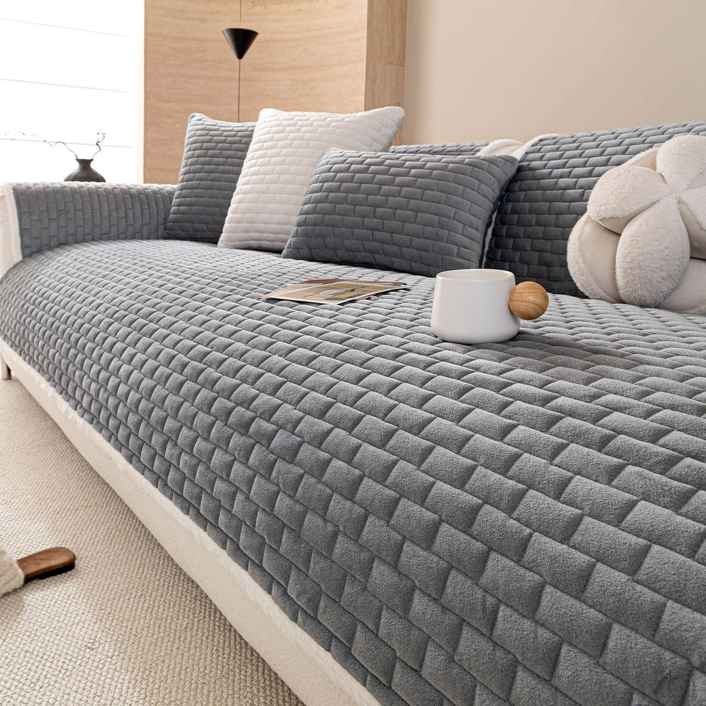 Vielseitiges Sofa-Kissen für jede Jahreszeit