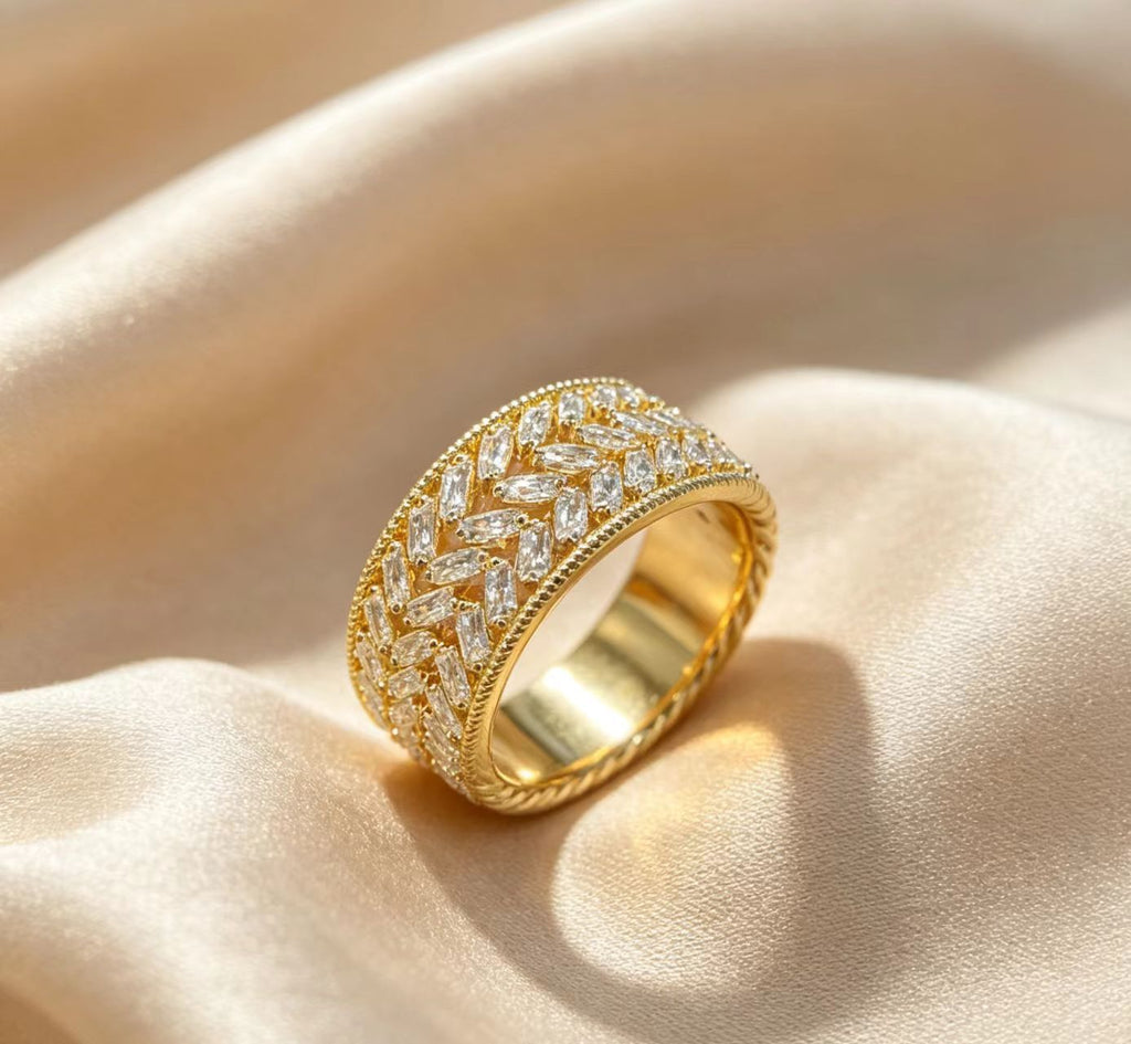 Hochwertiger Diamantverziertes Zirkon-Offener Ring