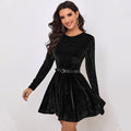 Samtkleid mit Rundhals und langen Ärmeln – Bild 7 | LuxeStyle