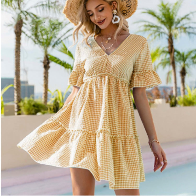 V-Ausschnitt Spitzenkleid | LuxeStyle