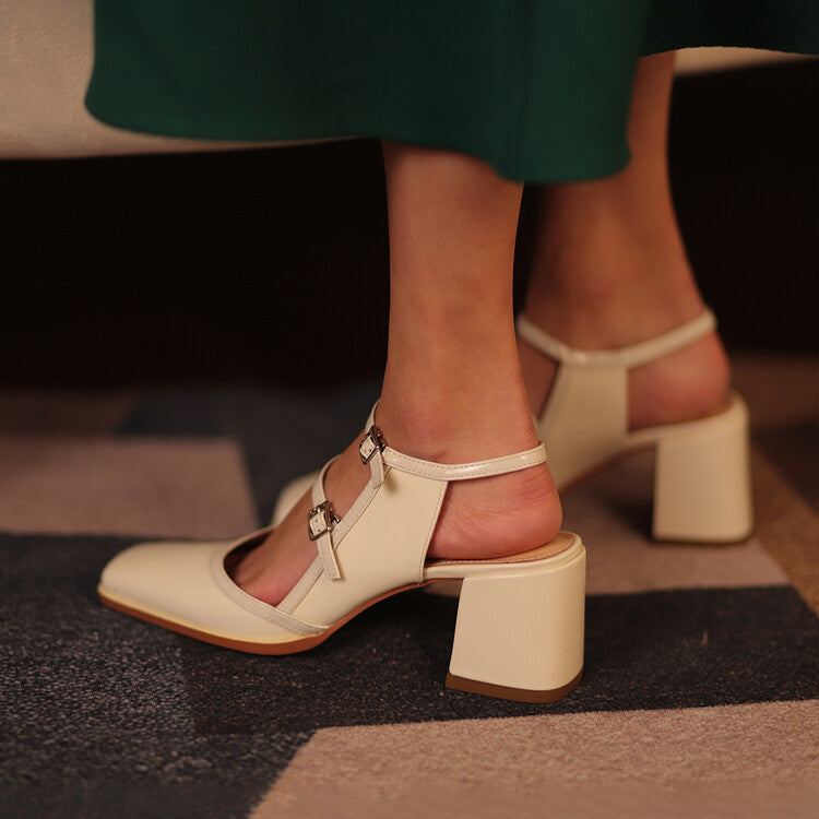 Sandalen mit Lackleder & Blockabsatz – Bild 5 | LuxeStyle