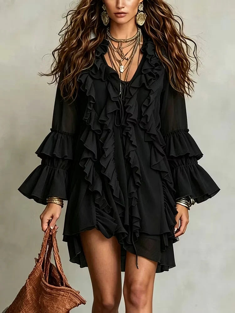 Chiffonkleid mit V-Ausschnitt und Rüschenärmeln