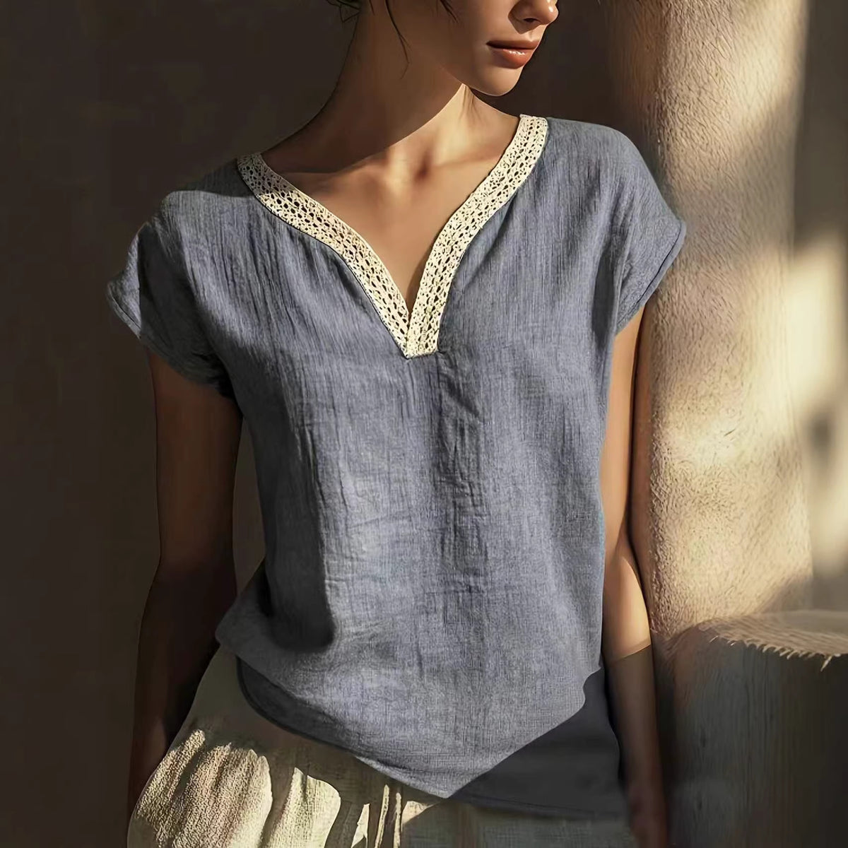 Bohemian Bluse mit V-Ausschnitt – Bild 3 | LuxeStyle