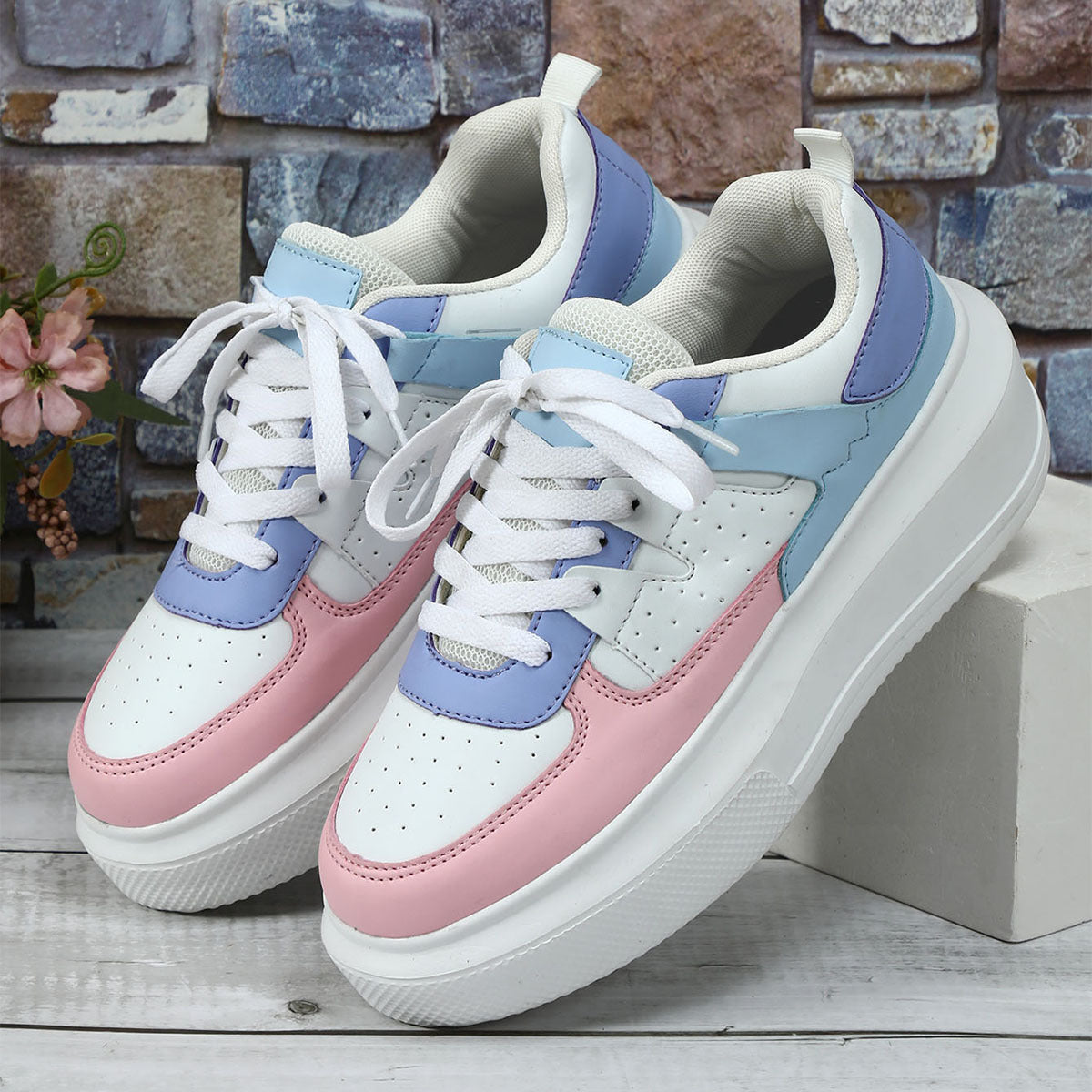 Plateau Fashion Sneakers