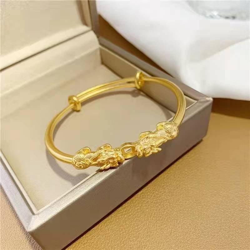 Minimalistisches vergoldetes Armband für Damen – Bild 4 | LuxeStyle