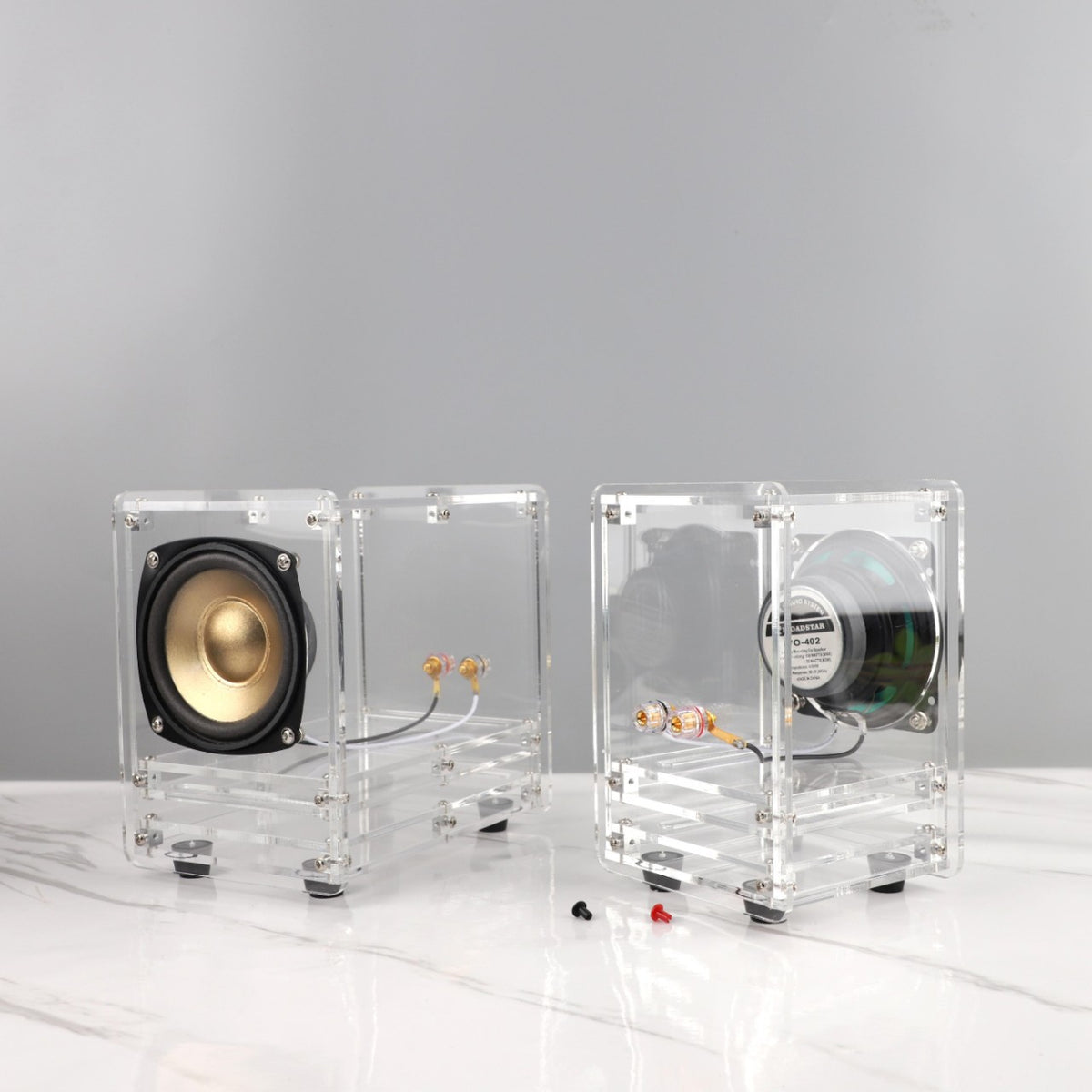 Acryl-Lautsprecher, Metall, modern minimalistisch – Bild 3 | LuxeStyle