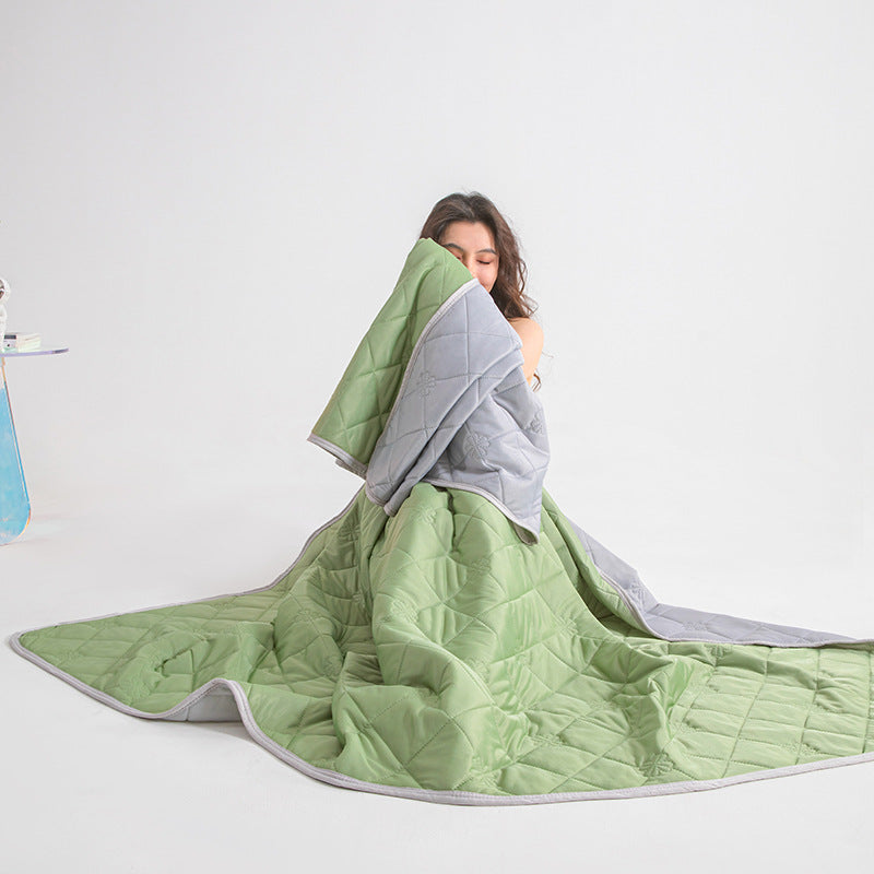 Sommer-Kühlsteppdecke mit Frische-Effekt