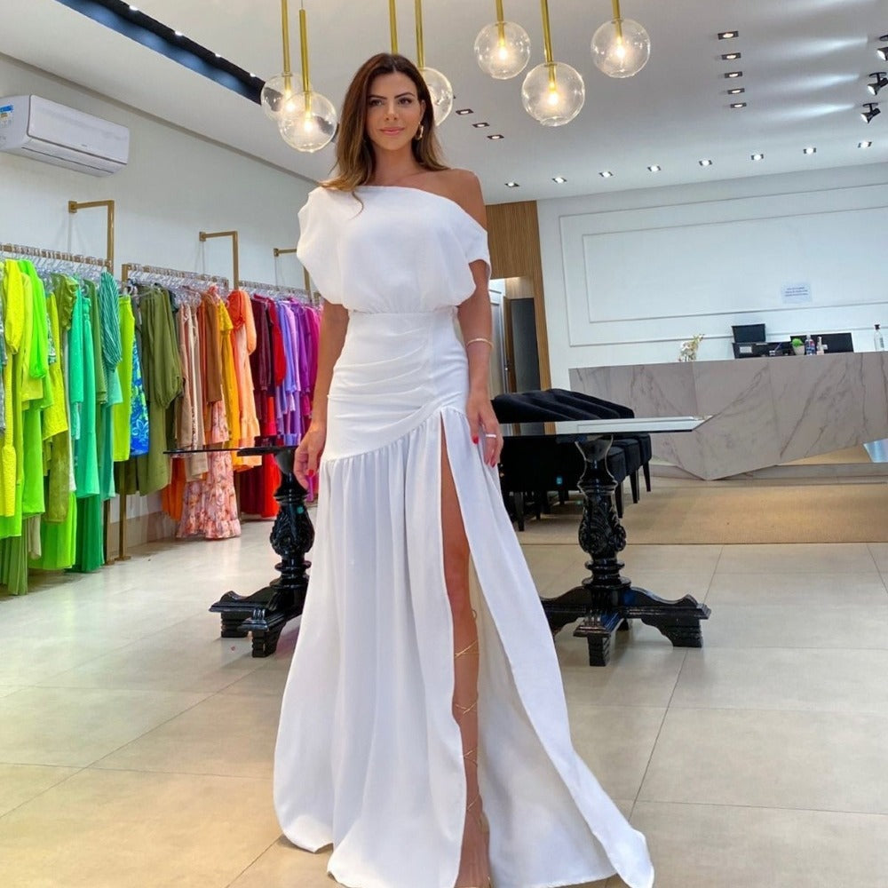 Off-Shoulder Maxi-Kleid mit Taillengürtel und Schlitz – Bild 12 | LuxeStyle