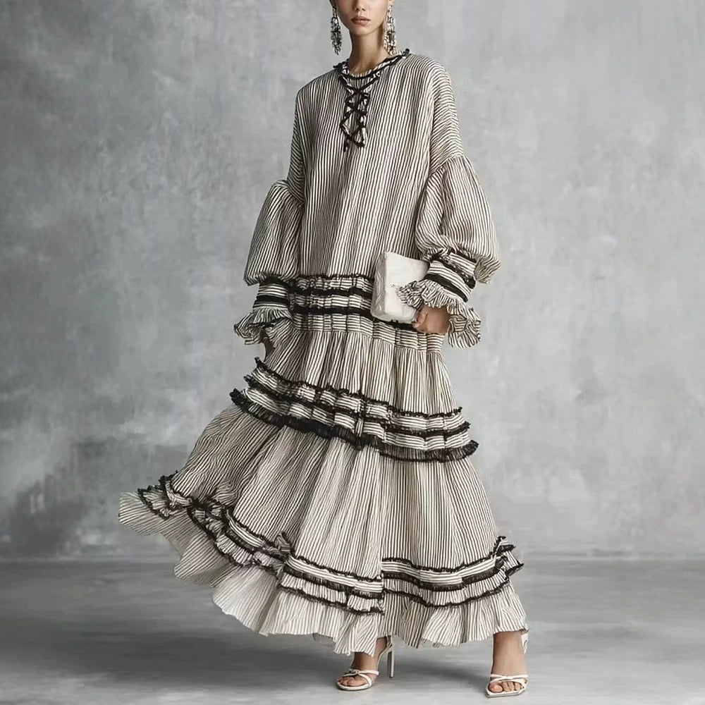 Gestreiftes Kleid