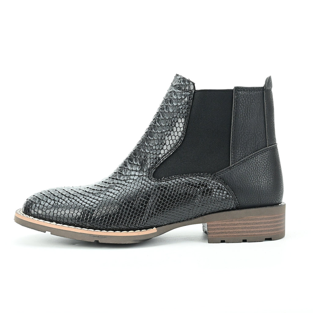 Chelsea Boots mit Stickerei