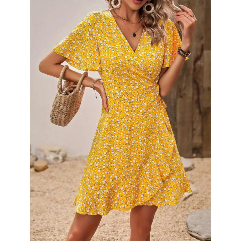 Geblümtes Mini-Kleid mit One-Shoulder-Schnitt – Bild 3 | LuxeStyle