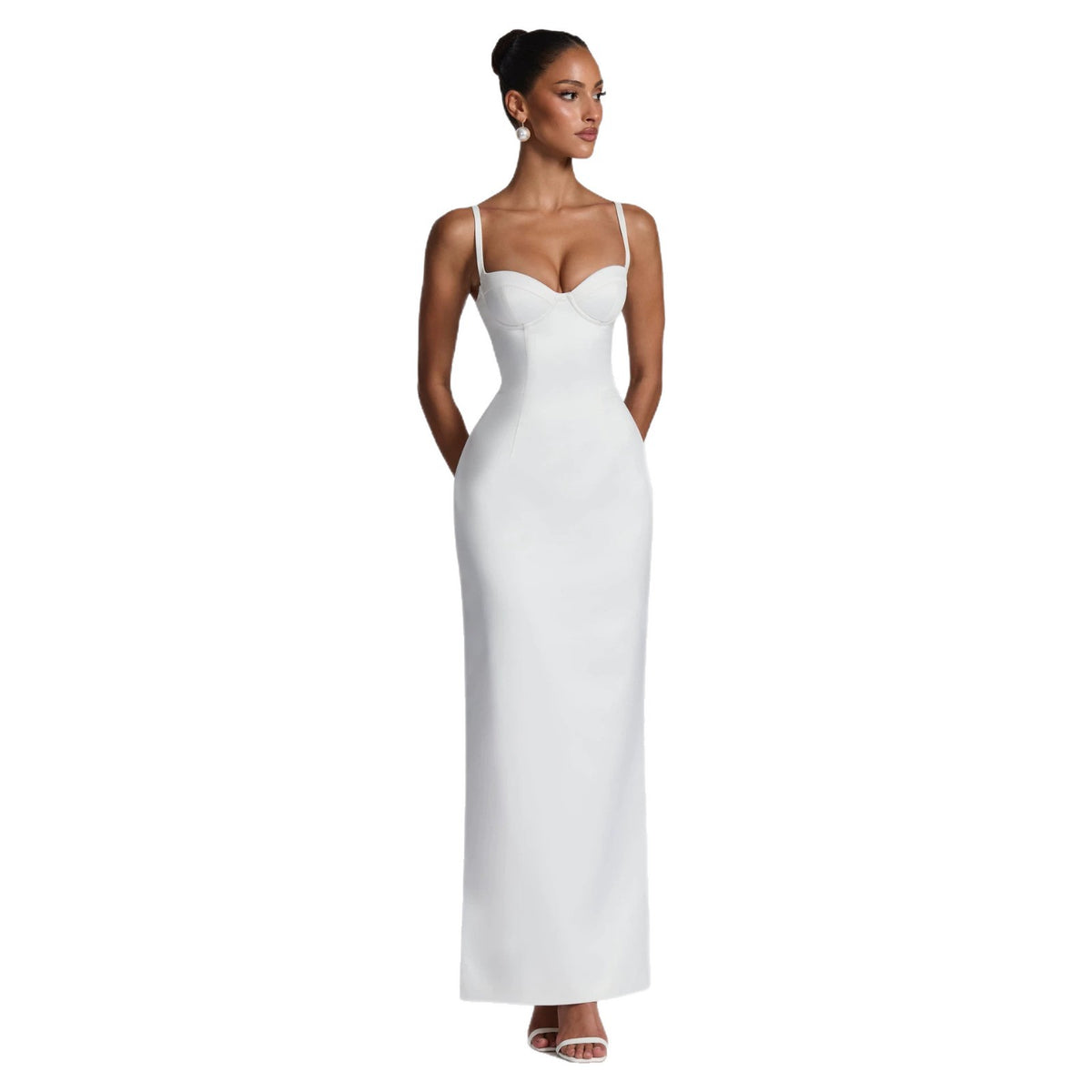 Elegantes Maxi-Abendkleid mit Spaghettiträgern – Bild 1 | LuxeStyle