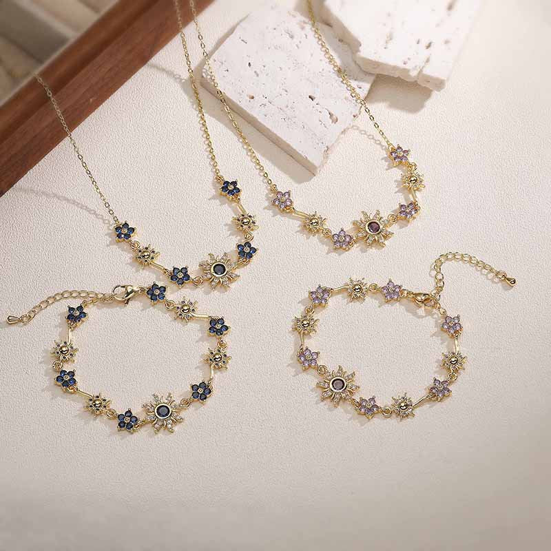 Blumen Armband oder Halskette mit Zirkonia