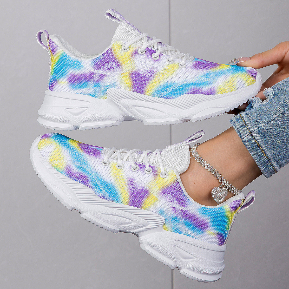 Freizeit-Sneaker mit Blumenmuster