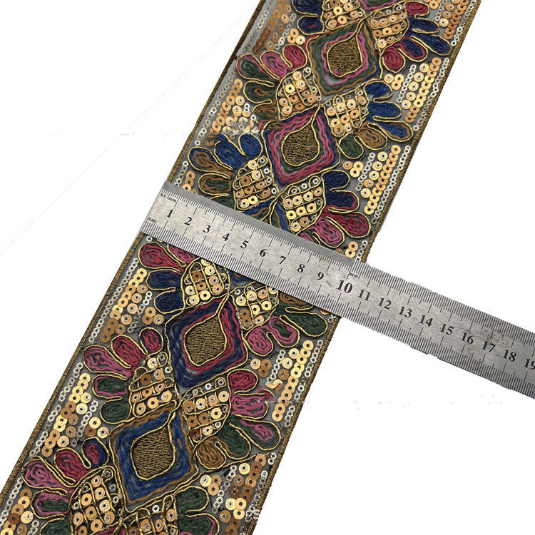 Ethische Stickerei mit Gold-Details – Bild 2 | LuxeStyle