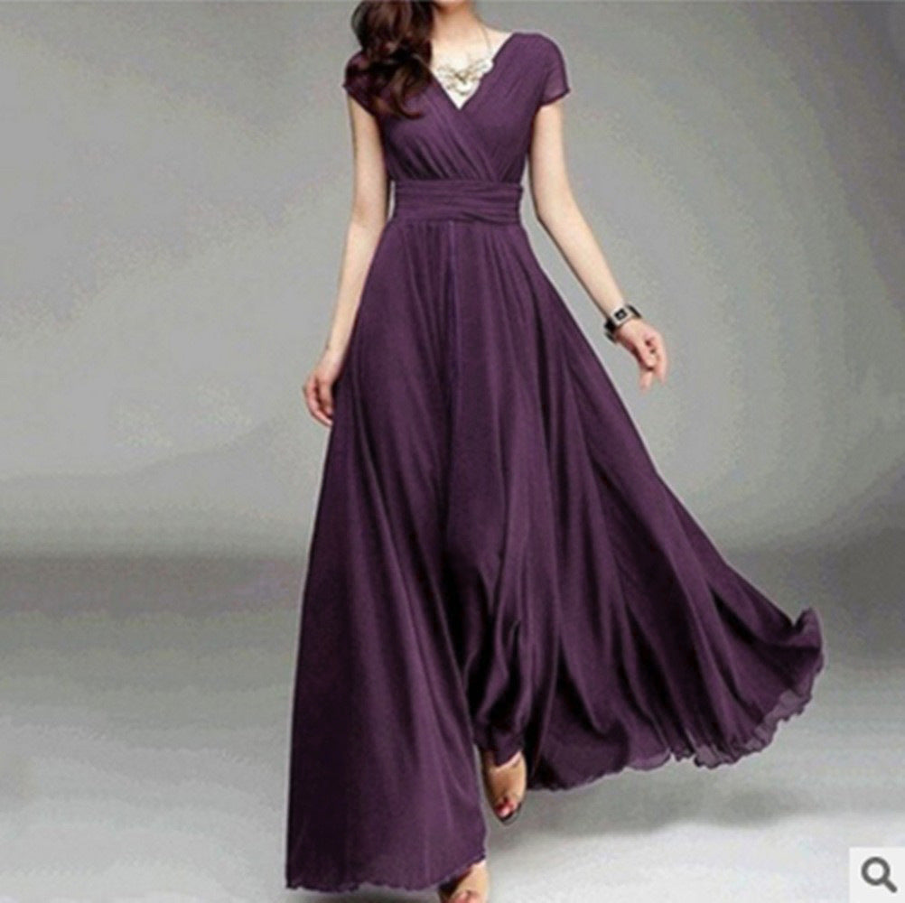 Chiffonkleid mit V-Ausschnitt & Taillenbetonung